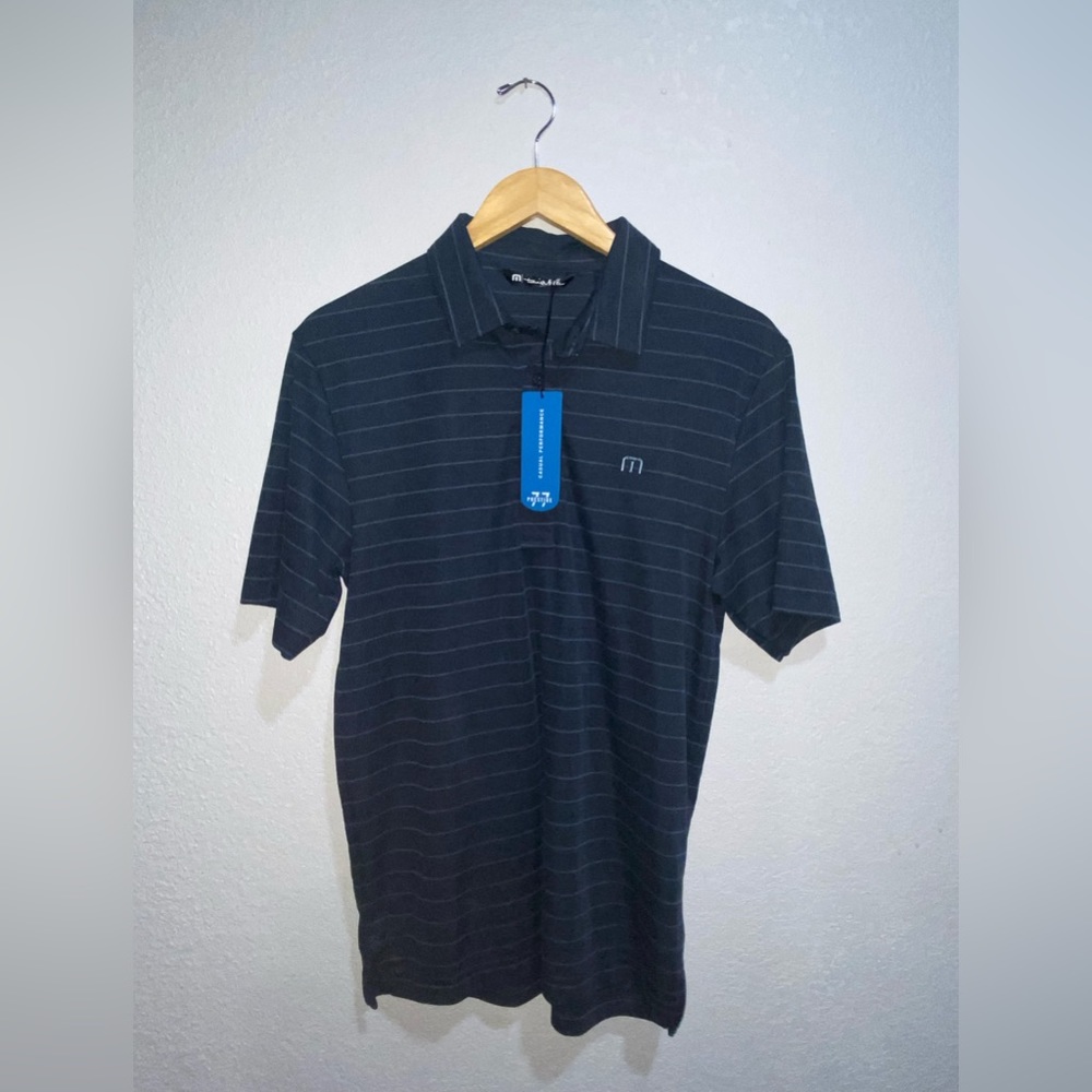 Travis Mathew short tee